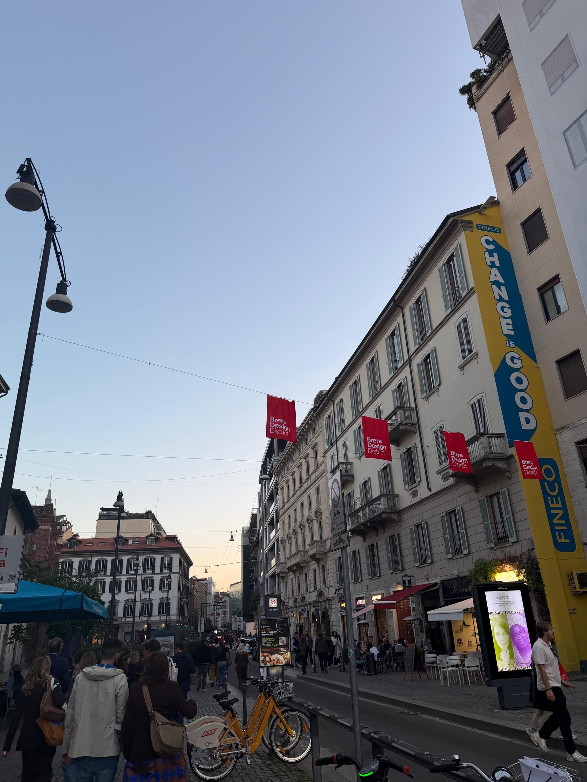 Brera Design District ao entardecer