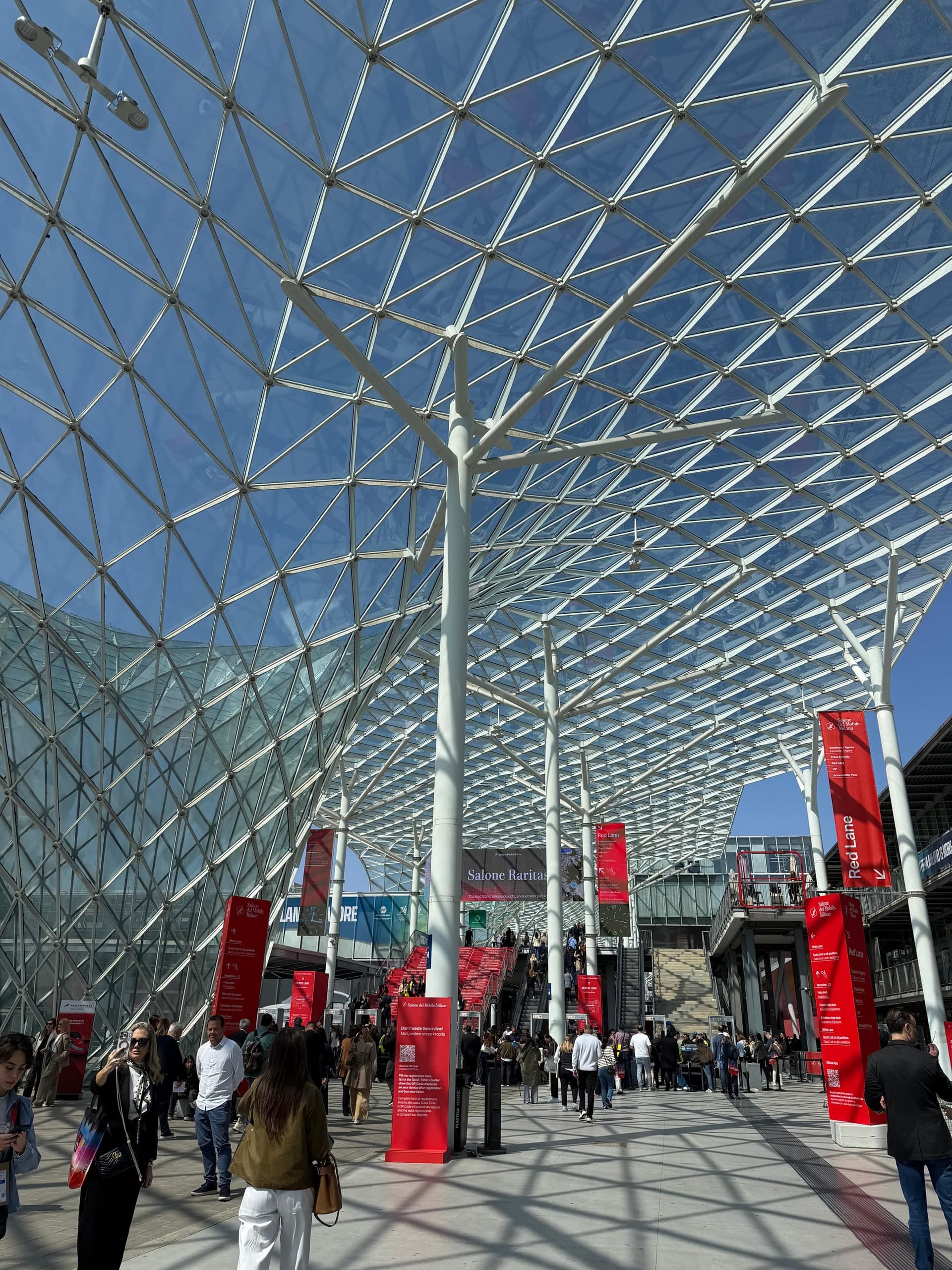 A cobertura de vidro da Fiera Rho