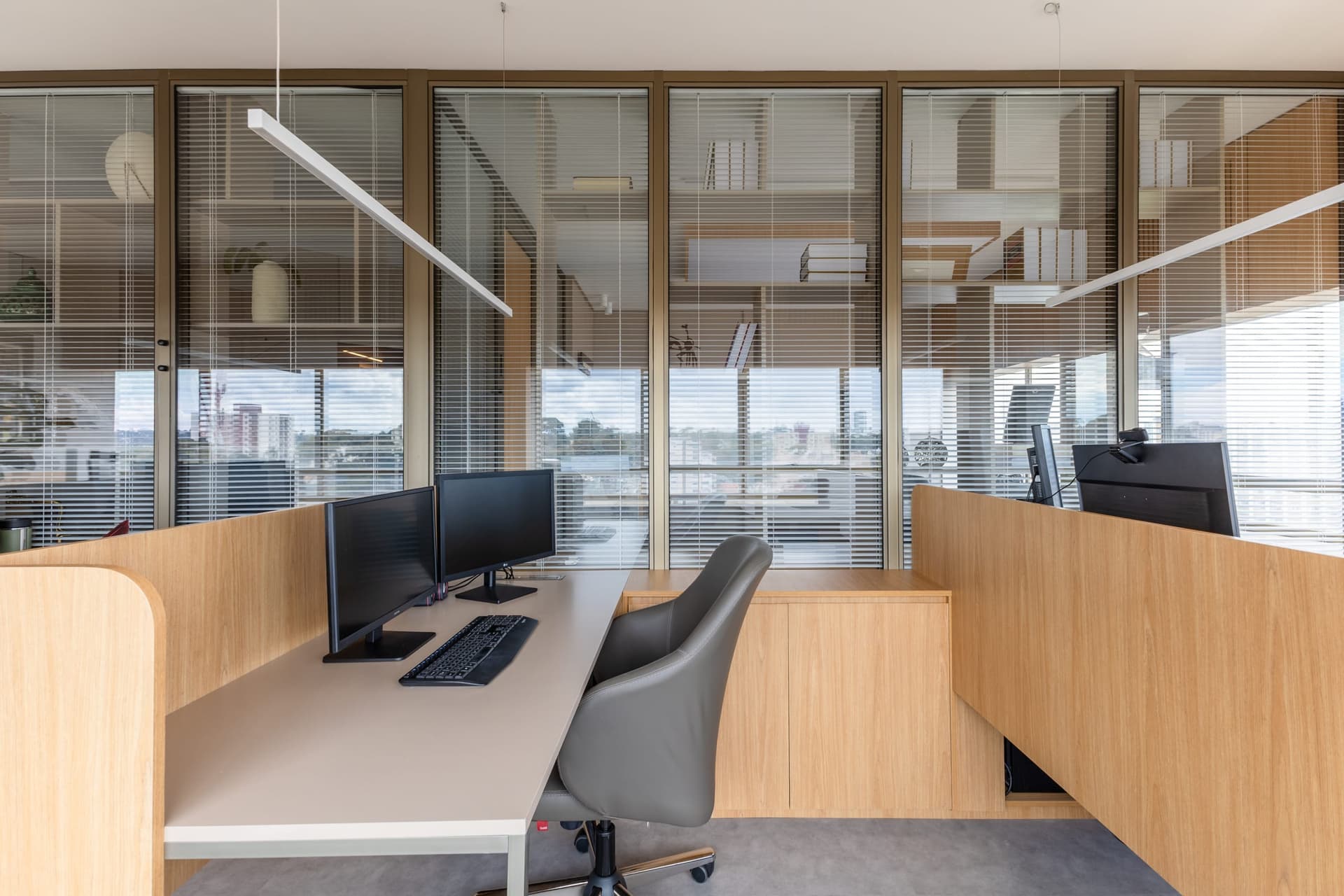 Escritório Corporativo Curitiba · foto 1 · Alice Bigaton Arquitetura