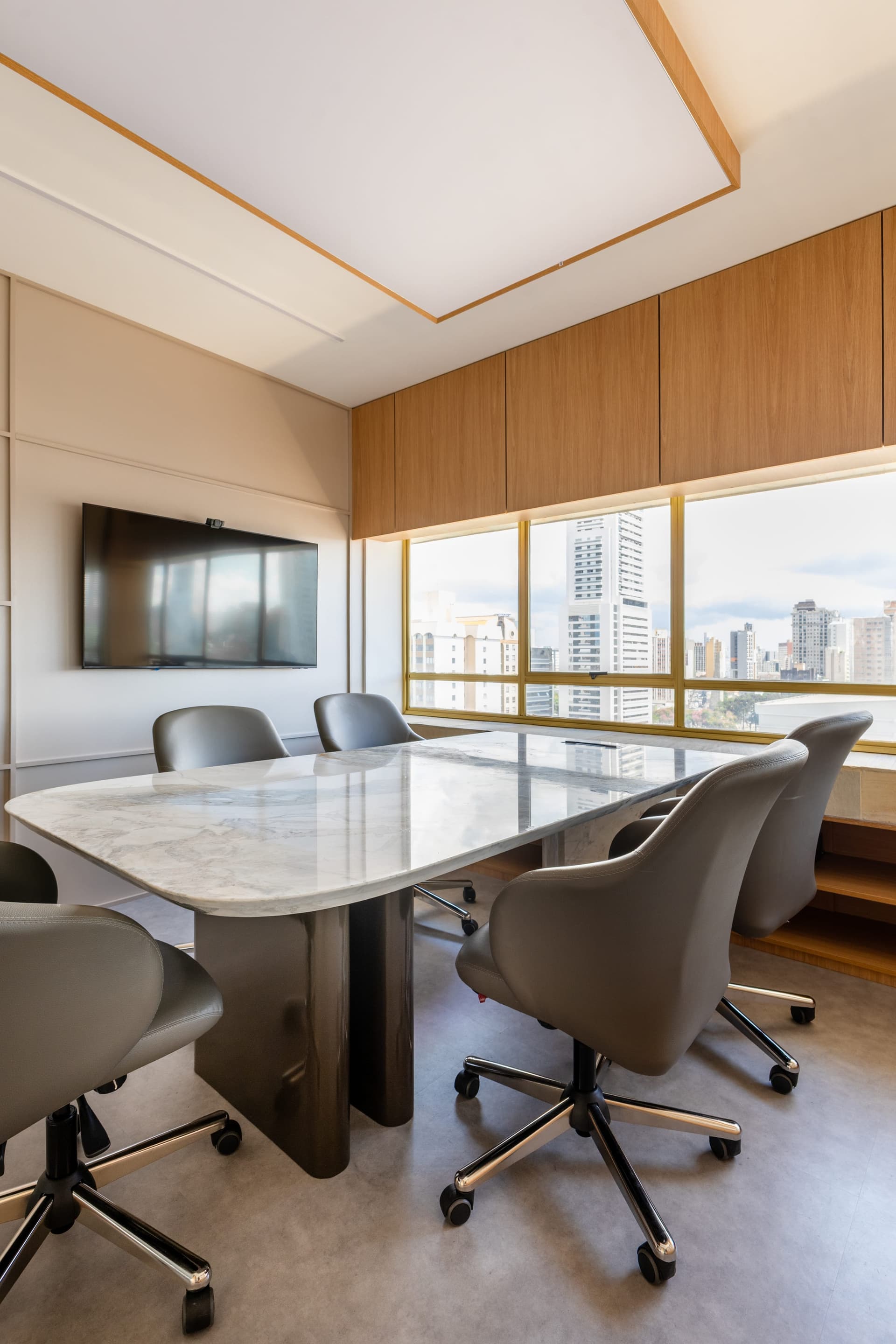 Escritório Corporativo Curitiba · foto 4 · Alice Bigaton Arquitetura